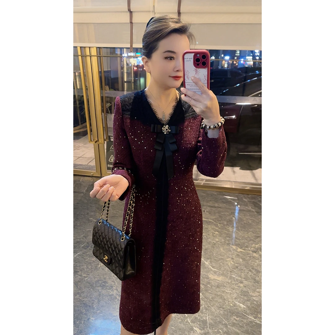 唯伊公馆秋冬新款小香风珠片蕾丝拼接优雅气质女显瘦连衣裙98538