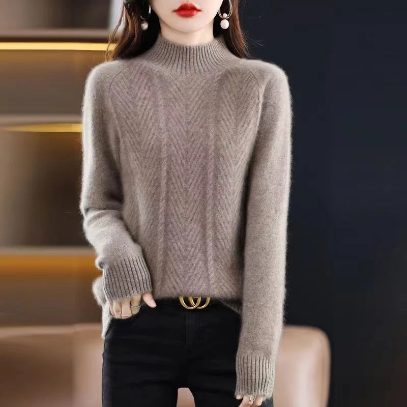 鄂尔多斯市秋冬厚款毛衣打底衫女半高领保暖加厚毛衣百搭宽松版