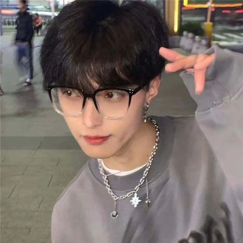 上新网红韩版防蓝光眼镜近视防辐射电脑护眼男女潮平光镜手机眼镜