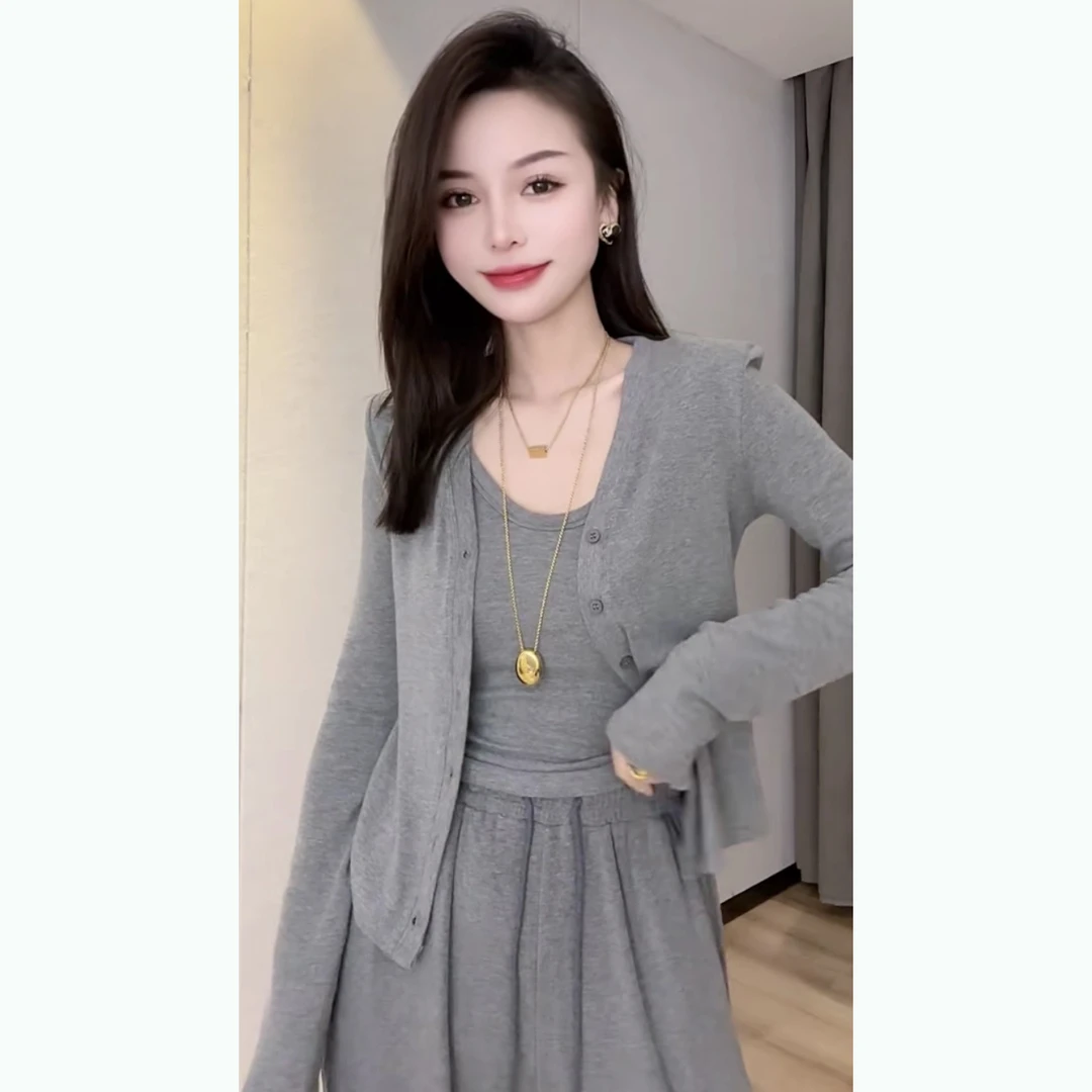早秋显瘦洋气休闲纯色吊带+长袖开衫+阔腿裤长裤三件套时尚套装