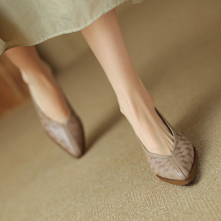 4CM 2024年春季新款单鞋尖头中跟时尚百搭粗跟浅口气质女鞋