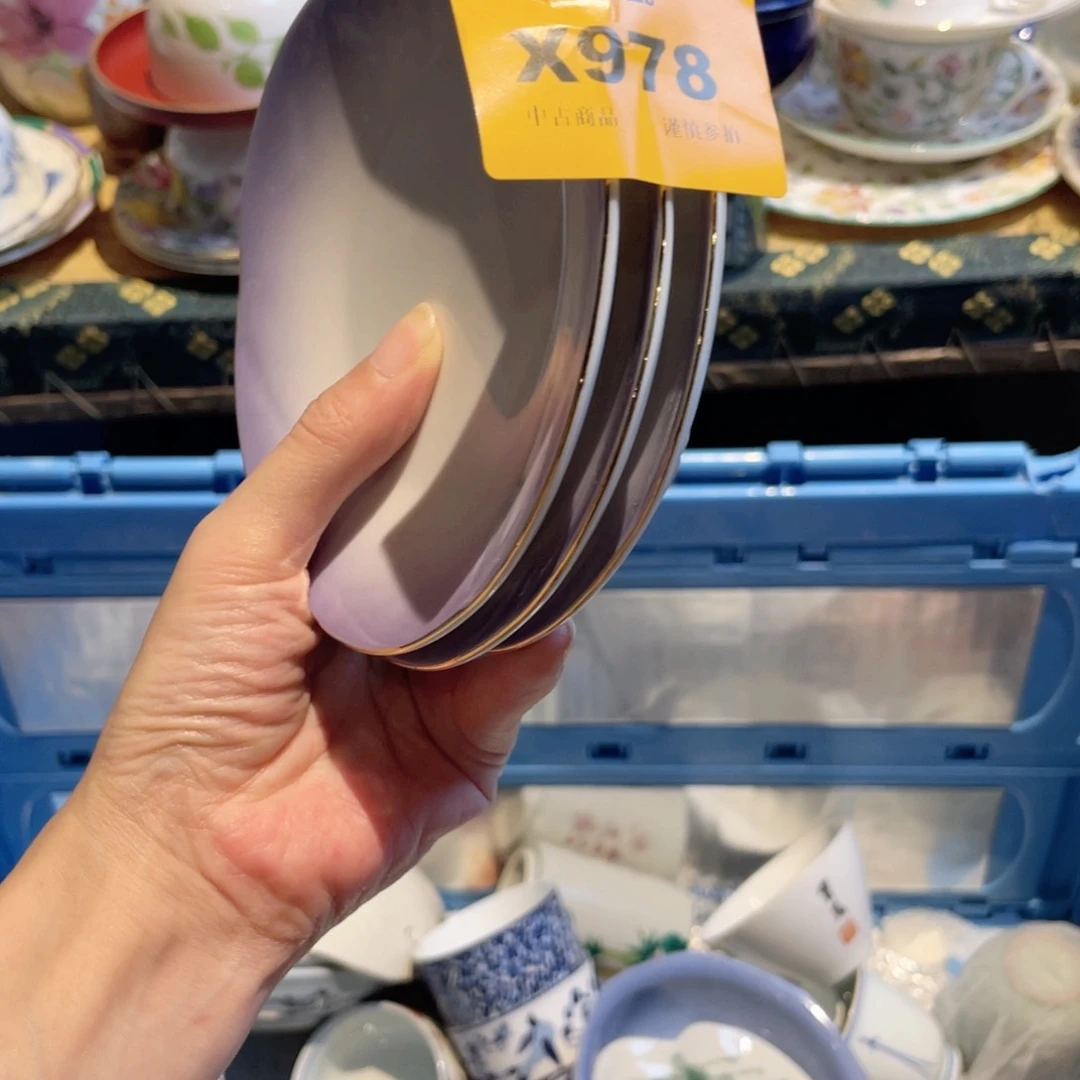 瓷片伊*哈哈哈哈哈哈哈哈