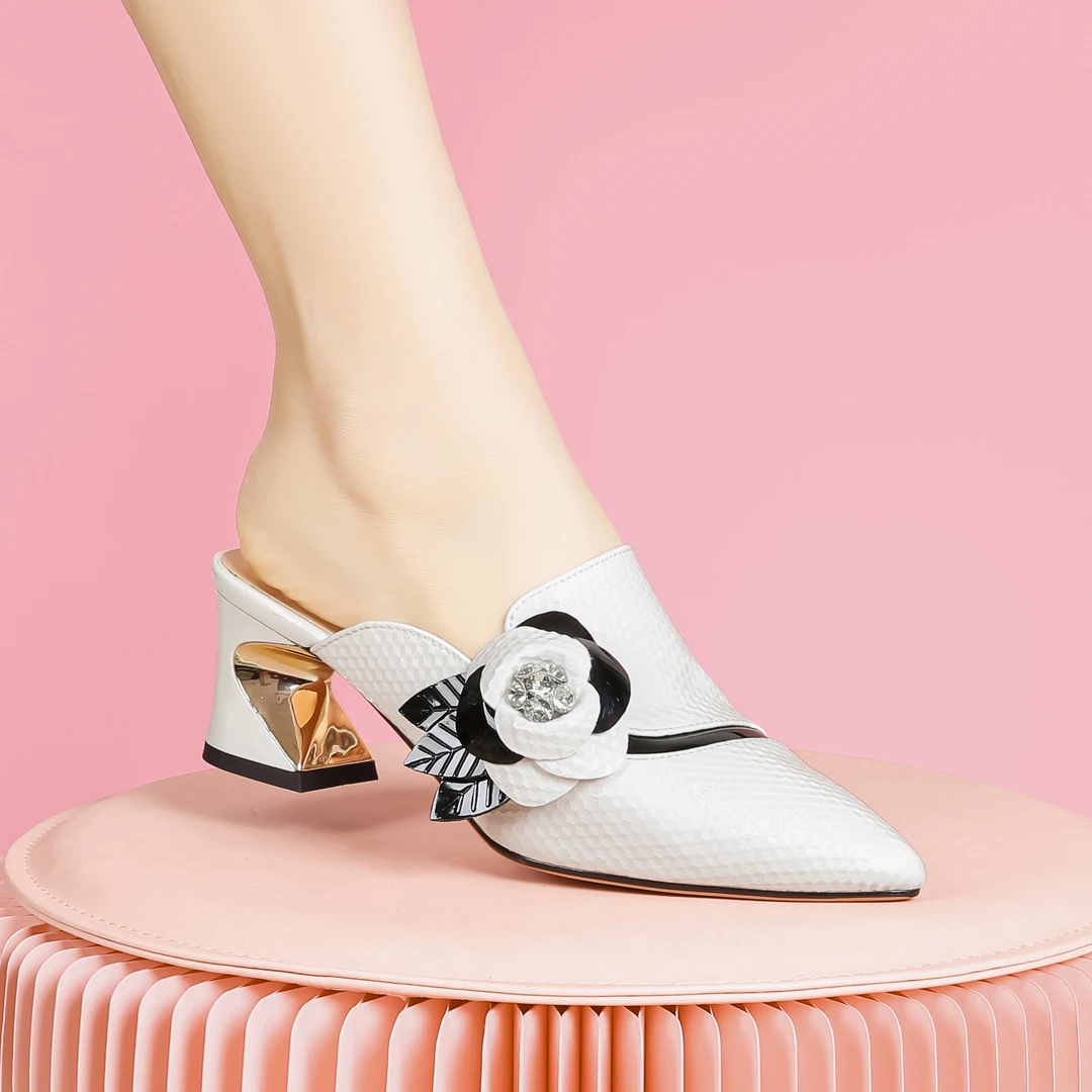 024  春夏季真皮拖鞋优雅舒适时尚粗跟百搭外穿气质尖头女鞋L888