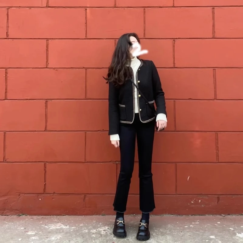 黑色微喇叭牛仔裤女九分2023年秋冬新款高腰显瘦加绒直筒烟管裤子