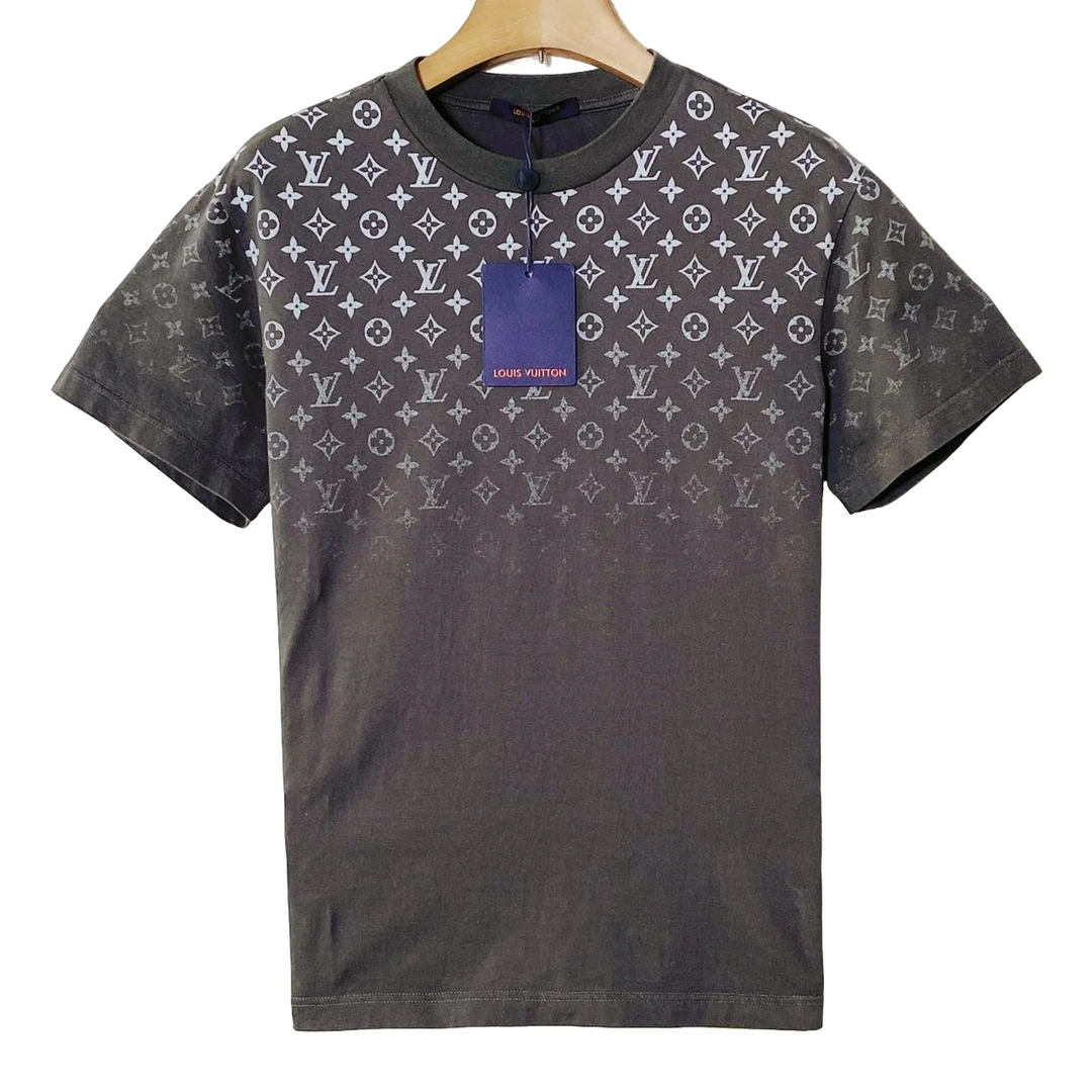 Louis Vuitton/路易威登 渐变logo 短袖/M码/99新带吊/XG-Y20323