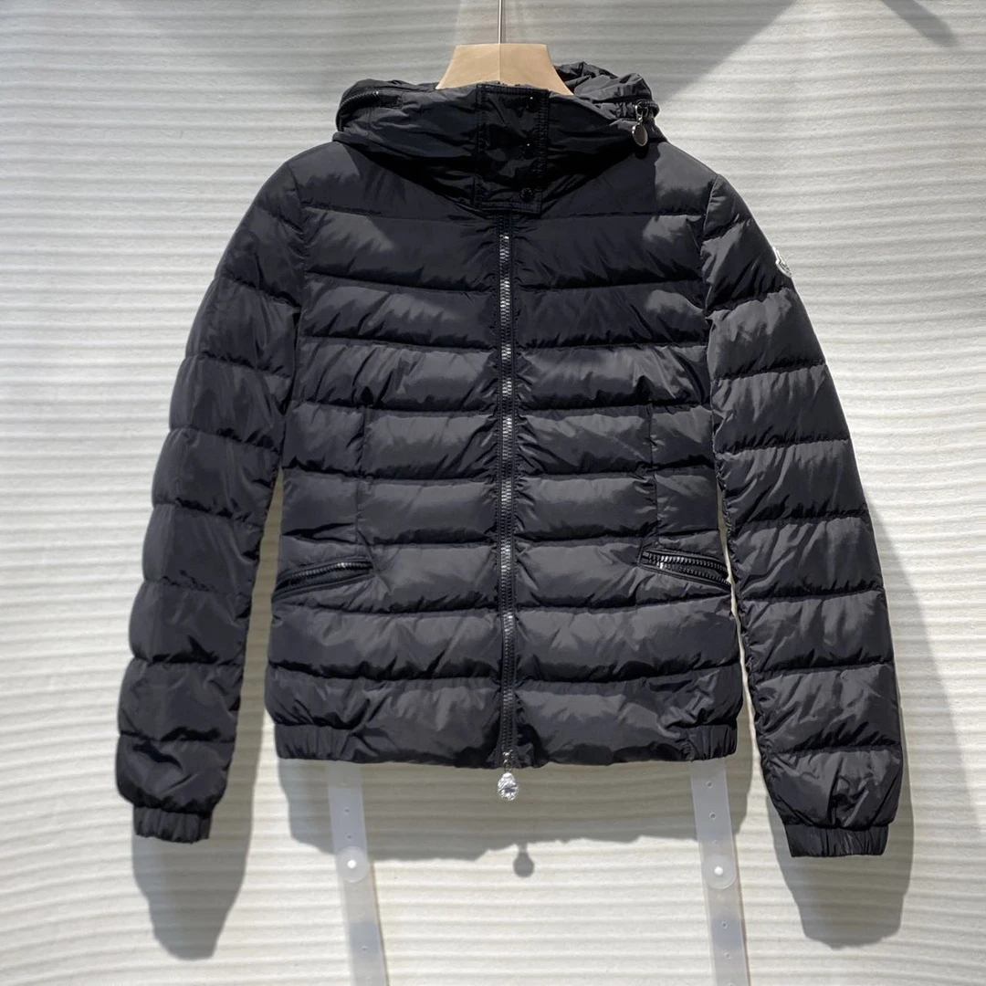 MONCLER/蒙口 休闲 时尚黑色 潮流 羽绒服/0码/95+新/XG-Y14475