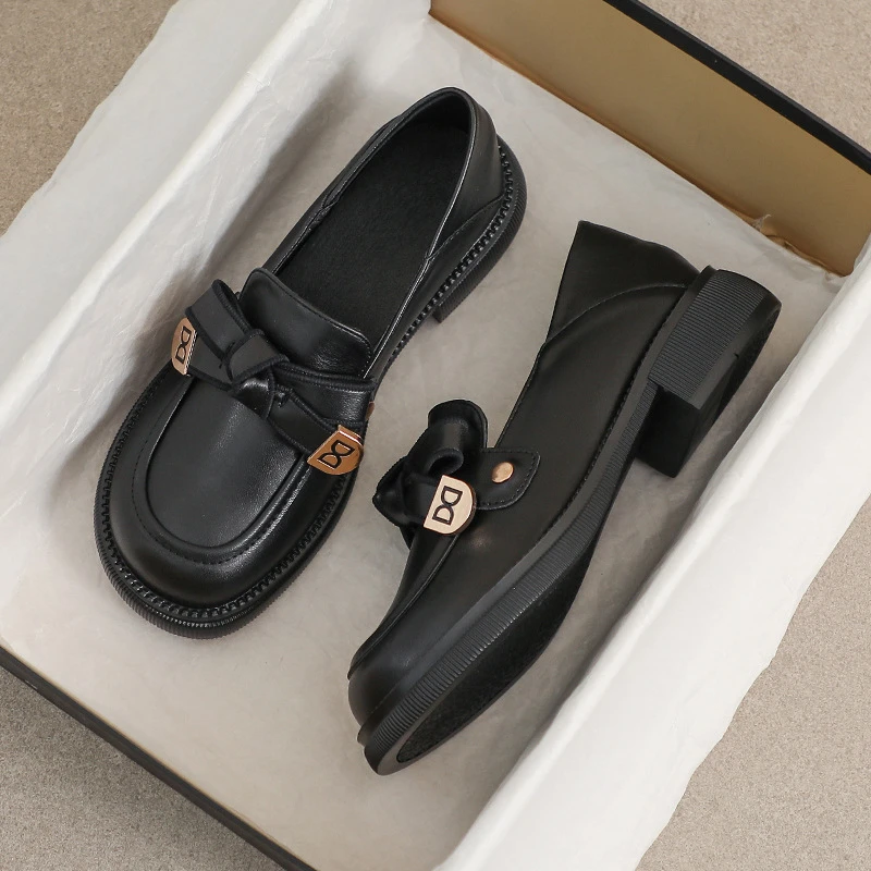 复古圆头乐福鞋2024春夏英伦风黑色豆豆软底平底工作新款舒适单鞋