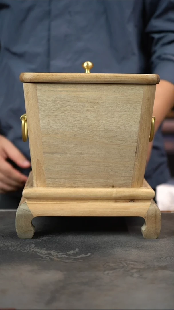 【闪购商品】金丝楠木雕5斤装米箱，茶箱