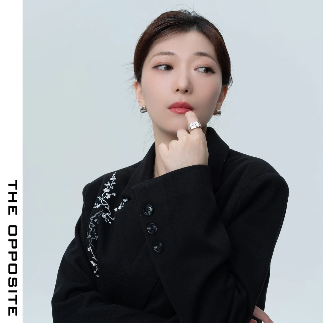 黄铜合成锆石耳饰 镜相TO新中式做旧耳钉古银小众设计耳环中性