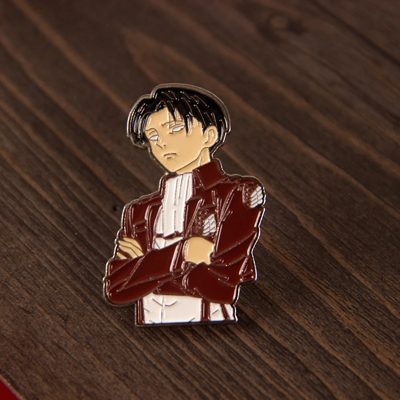 进击的巨人周边金属徽章挂件利威尔动漫纪念胸针创意书包装饰