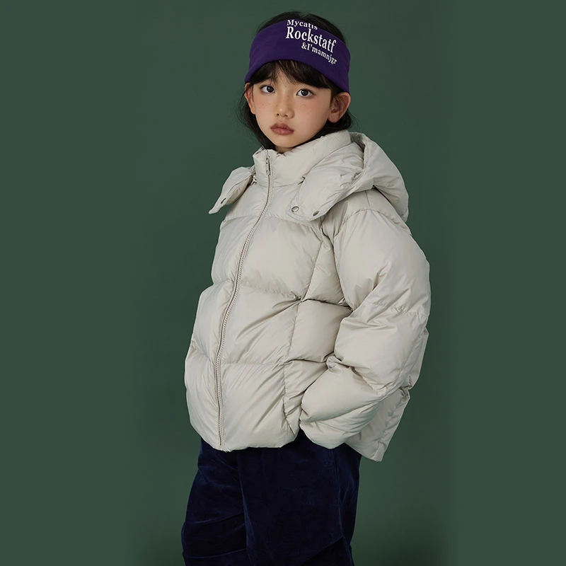 鹅小宝2024新款学生宽松轻便泡芙白鹅绒儿童羽绒服男女童中大童