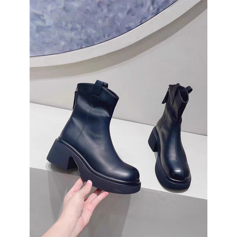 轻软～厚底增高显瘦V口瘦瘦短靴马丁靴单靴66-2 A33 A25 982 A25