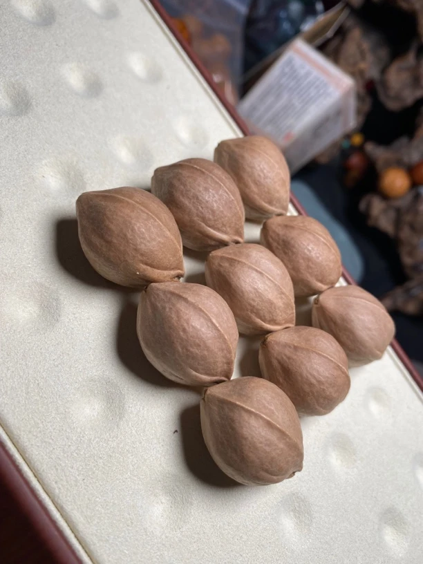 橄榄核铁核2.1高度2.8