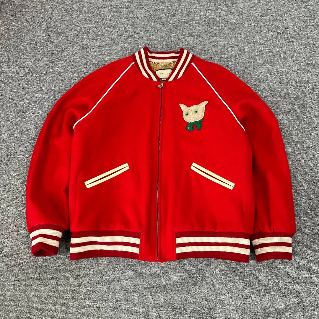 Gucci 古驰 胸口猫咪刺绣 logo 红色棒球服外套 52 码
