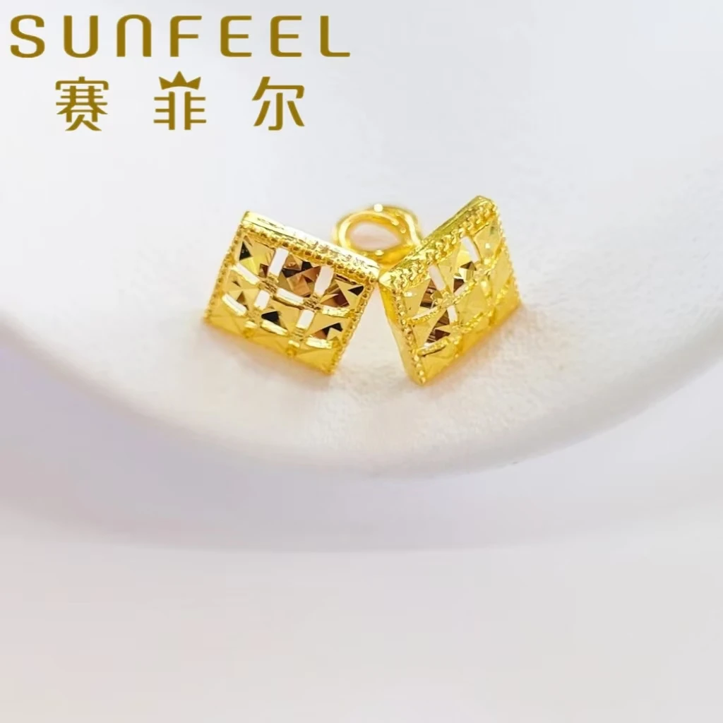 赛菲尔万足®足金方形镂空钻面耳饰送礼