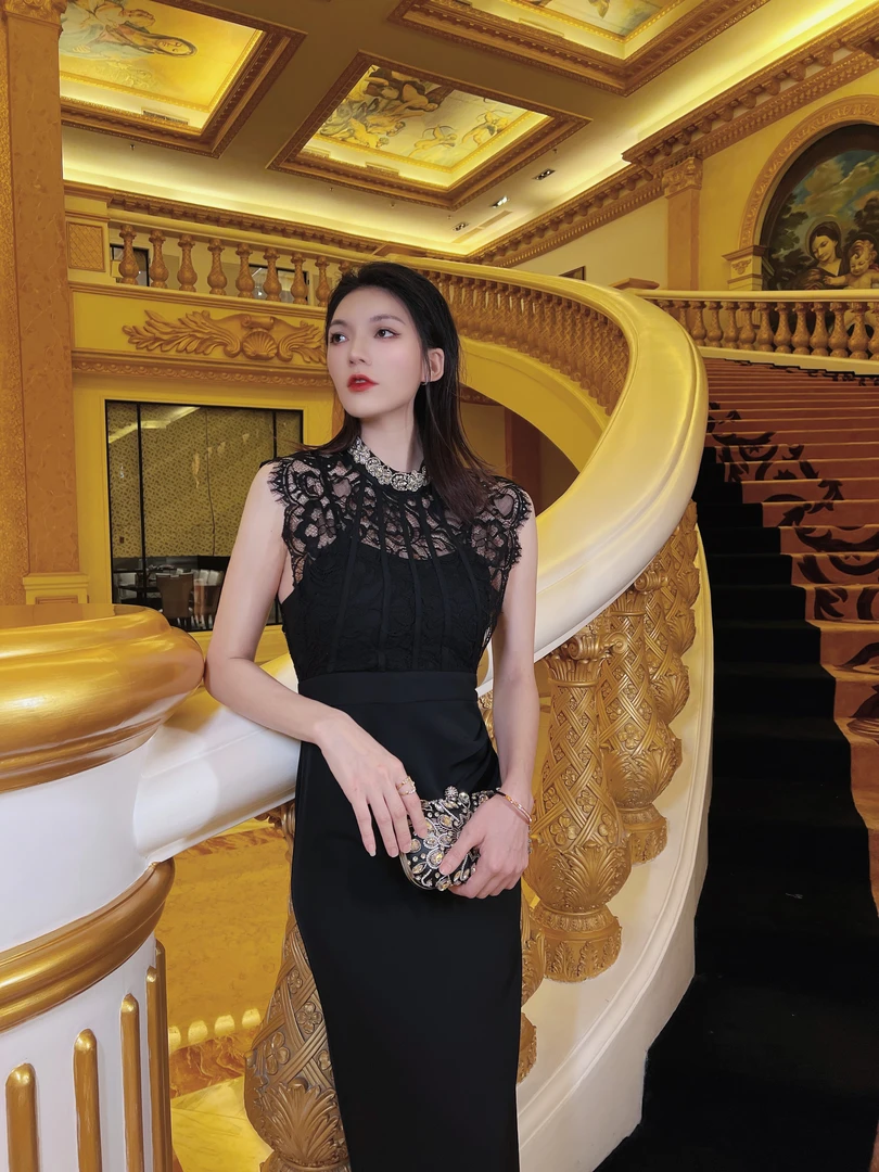 宴会蕾丝拼接法式优雅气质时尚复古风修身轻奢名媛无袖女装连衣裙