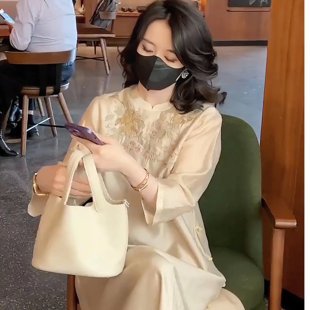 2023夏季新款春天仙女裙国风刺绣气质显瘦长款连衣裙汉服绣花时尚