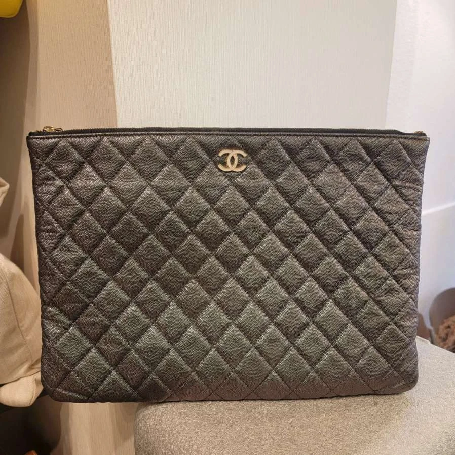 99新 Chanel/香奈儿 炫彩荔枝牛大号手拿包