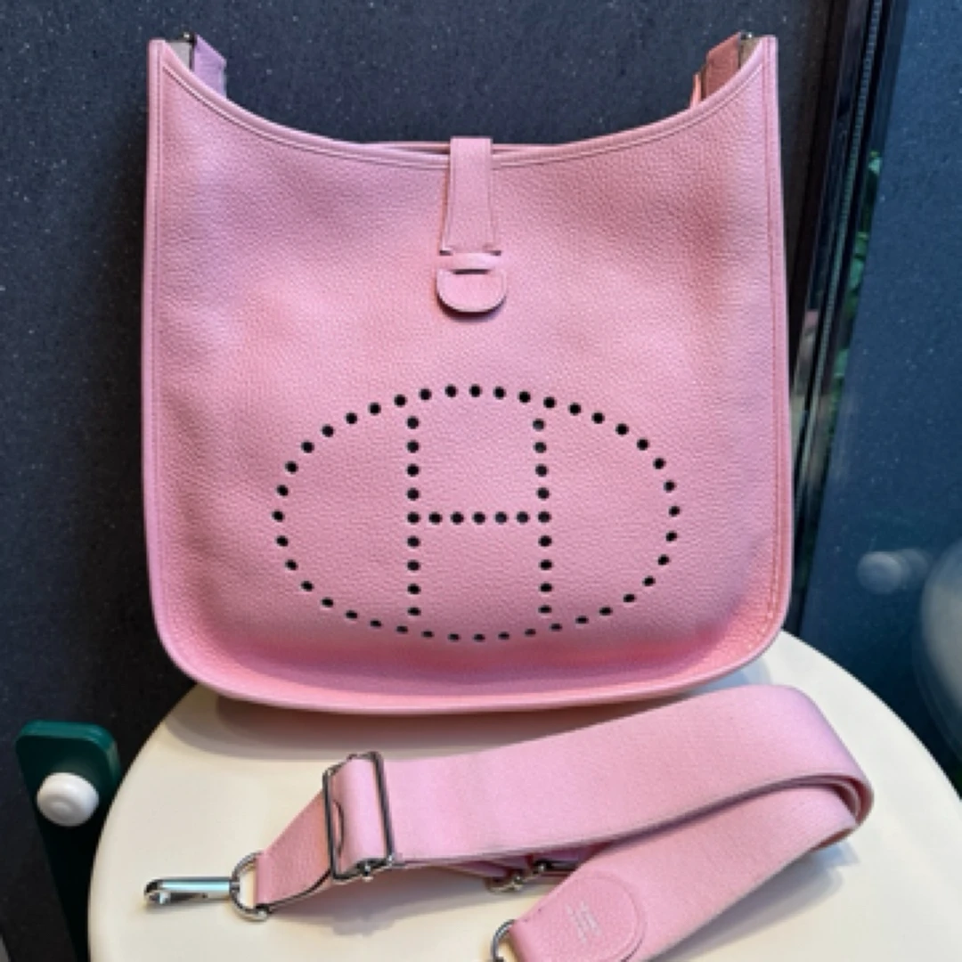 95新 Hermes/爱马仕 Evelyne 33樱花粉 T刻 附肩带 单肩包