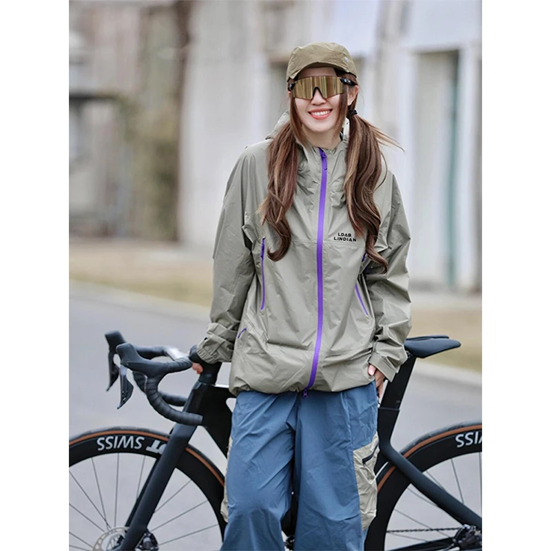 临典灰色冲锋衣男女同款2024年春夏季新款户外跑步轻量外套