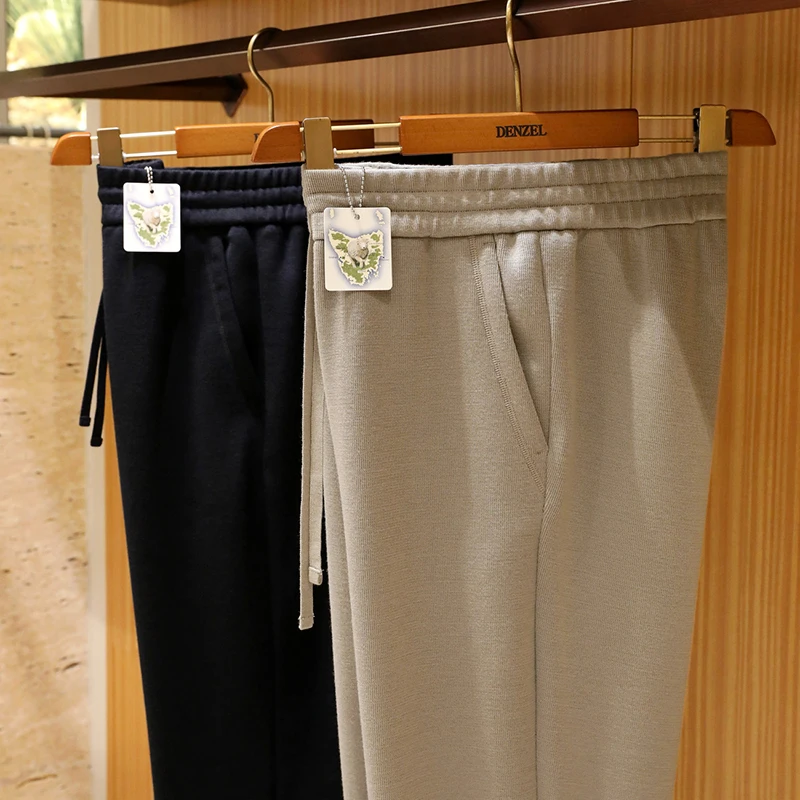 【233204134】触手可及的温暖 超轻防风羊毛秋冬男士加绒加厚长裤