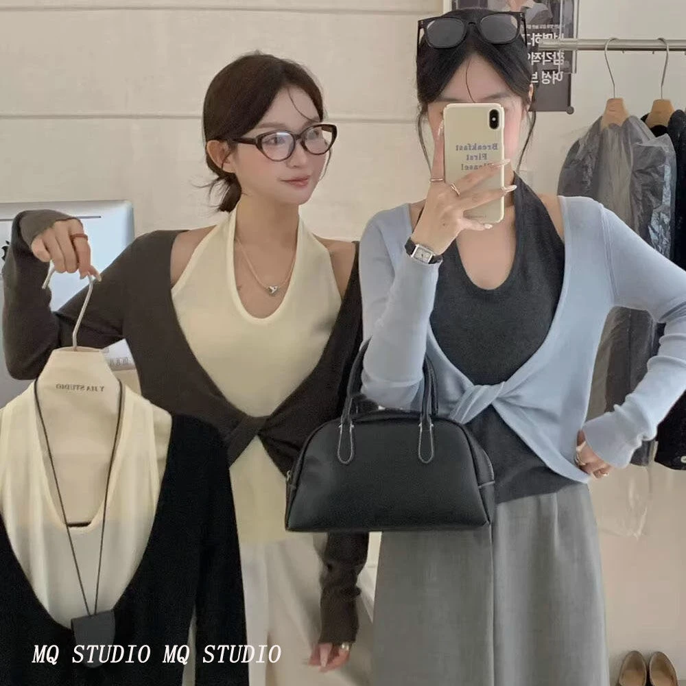 小众设计感气质假两件挂脖撞色针织衫女士秋季新款显瘦长袖上衣