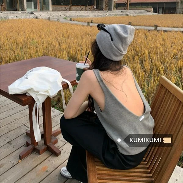 辣妹小众针织灰色吊带背心女装2024夏季宽松休闲设计感大露背上衣