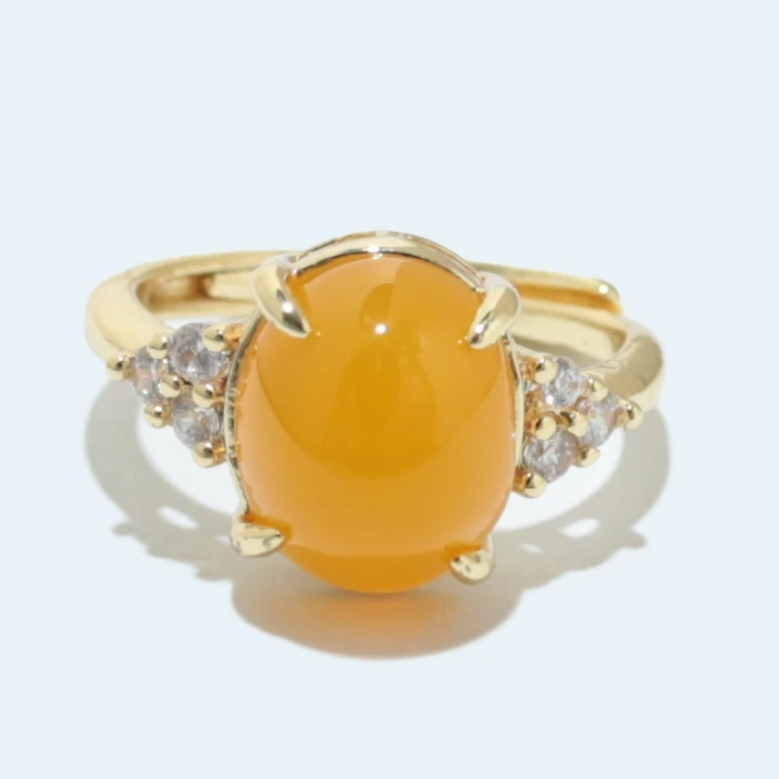 九福晶典 血胆金莲精美时尚戒指 YM05003