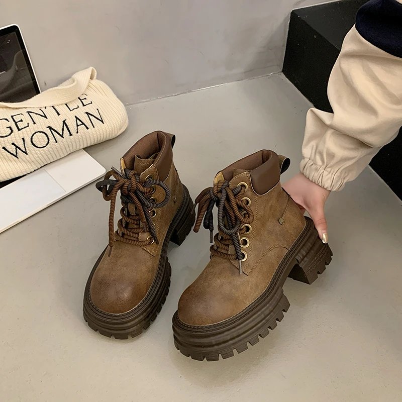 厚底增高粗跟马丁短靴子女鞋英伦风2024春秋季新款爆款单靴大黄靴