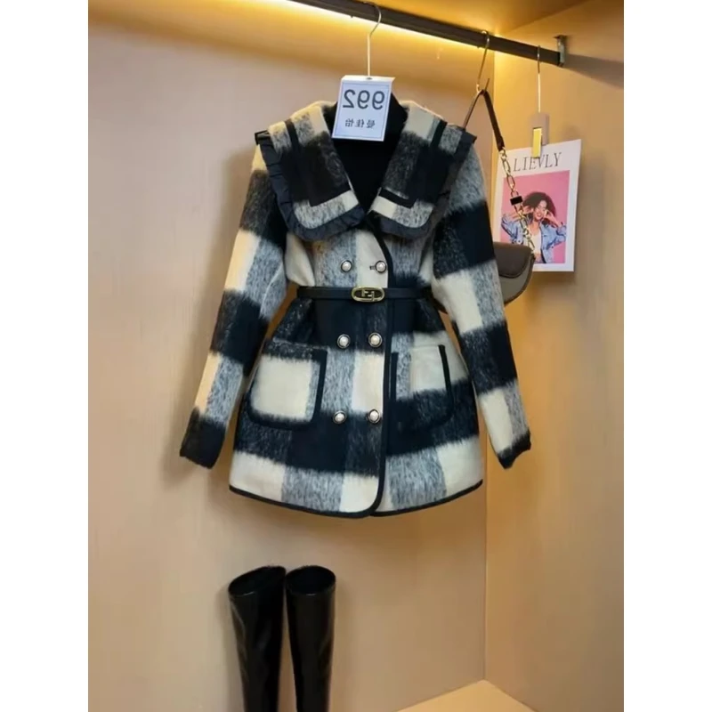 2024年秋季网红爆款时尚精致高级感显瘦洋气减龄韩版娃娃领外套女