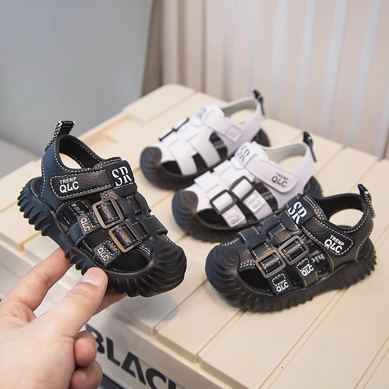 夏季新款包头男女舒适透气宝宝防滑软底潮潮男鞋3-6岁凉鞋男童