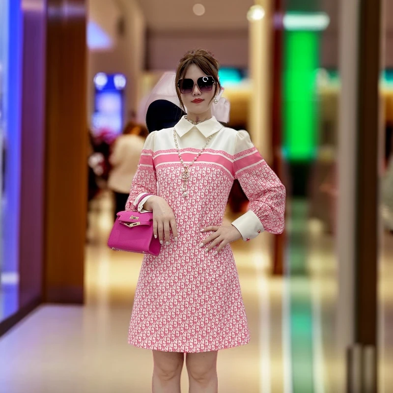 2024秋冬新款时尚百搭小香风气质名媛修身显瘦洋气减龄宽松连衣裙