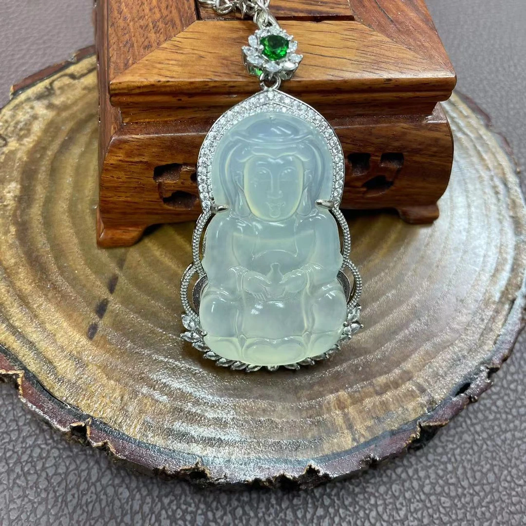天然岫玉/正装观音吊坠/精美工艺镶嵌/百搭/时尚/气质