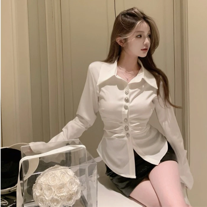 法式气质纯欲长袖翻领衬衫女秋季修身收腰褶皱衬衣高级感缎面上衣