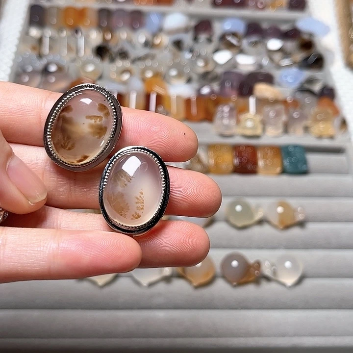 玛瑙/玉髓珠宝半成品合金人*.