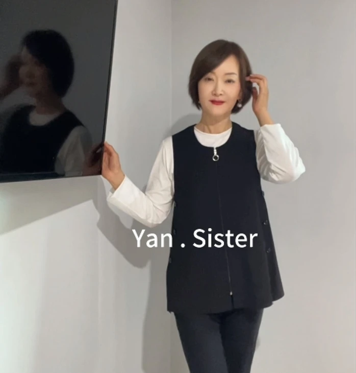 【不要上架】2024新款韩国秋季裁剪版三粒扣百搭时尚女士无袖马甲