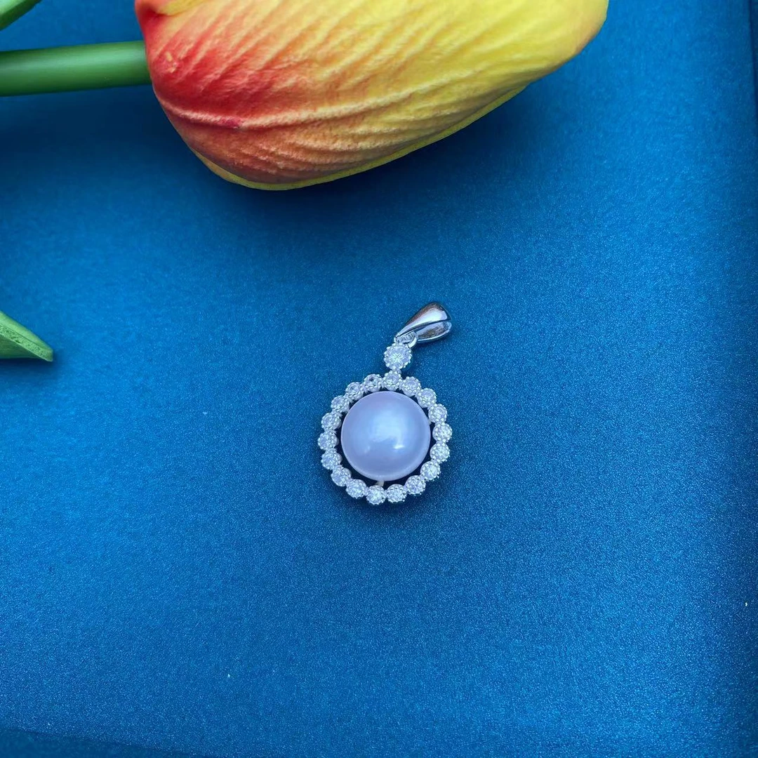 吊坠足银 母贝轻奢吊坠项链甜美12mm白贝珠坠链金色粉锆女款礼