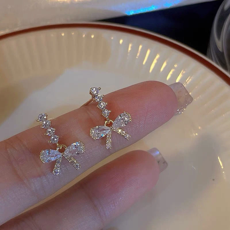 浪漫法则 蝴蝶结流苏耳环女小众设计感高级冷性风耳钉短款耳饰女