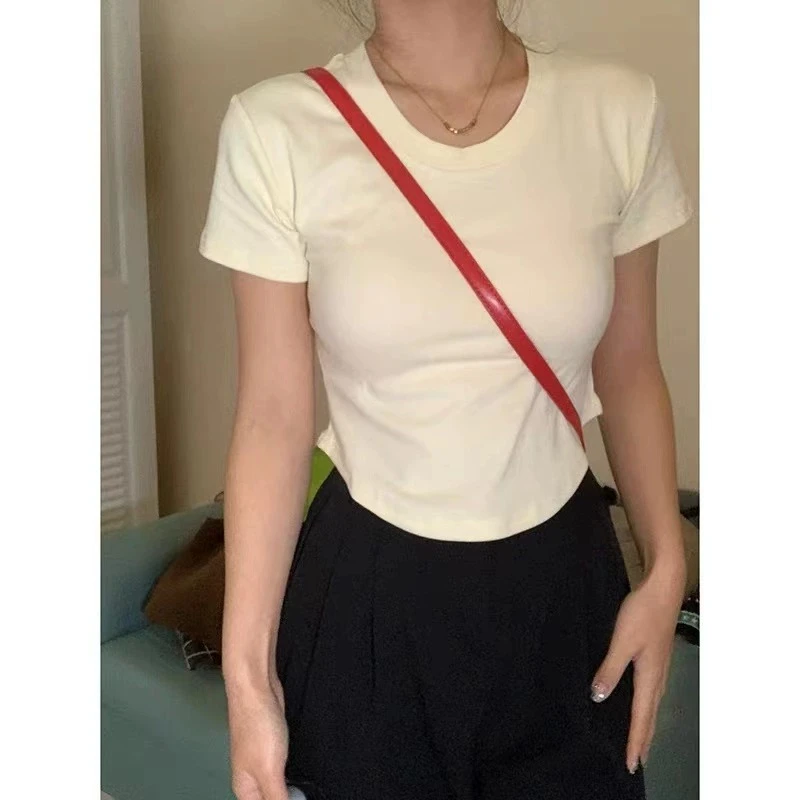 正肩短上衣辣妹装纯欲风白色短款短袖t恤女夏季修身显瘦百搭打底