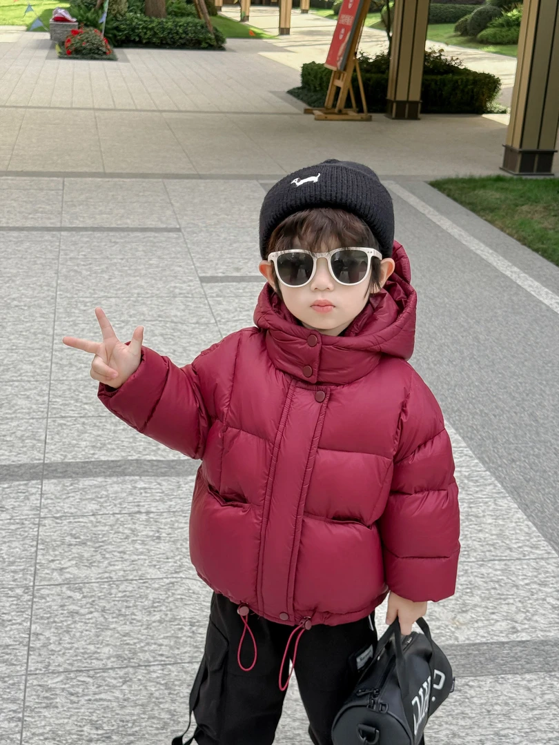 （优选）新款冬季儿童韩版加厚保暖男童宽松连帽秋冬洋气纯色棉服