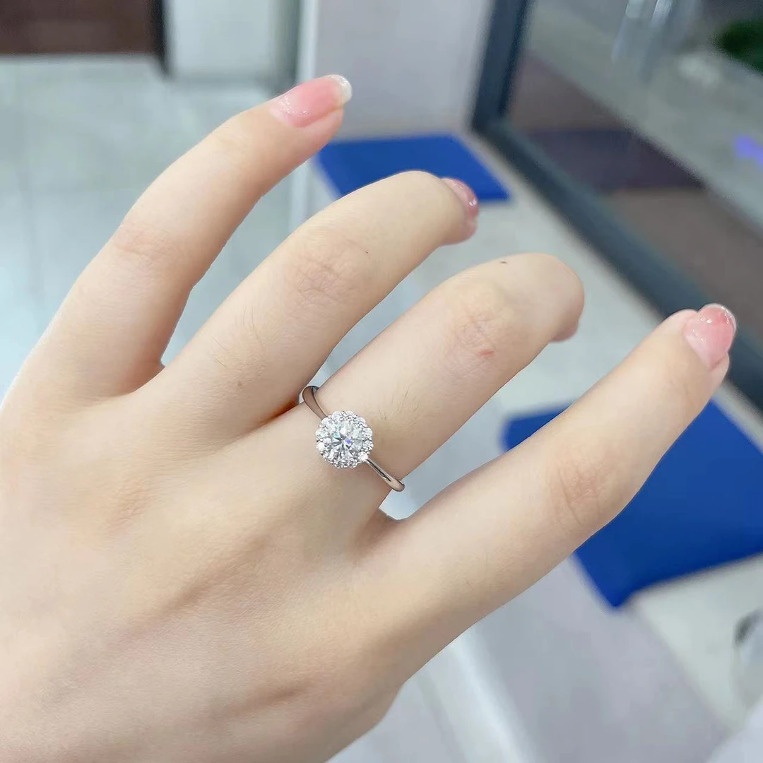 925银莫桑石戒指 轻奢 超闪小圆包高工艺气质时尚戒指 XL-4763