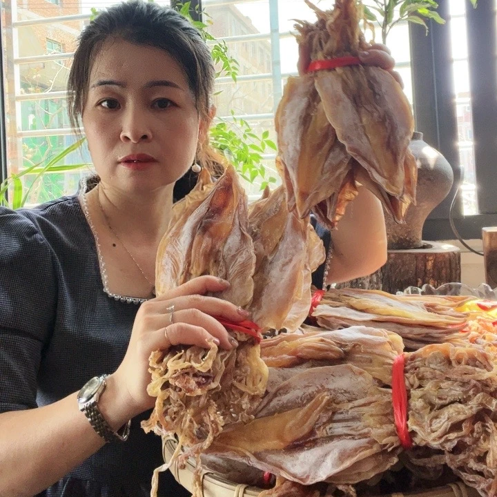 福建惠安小岞特级鱿鱼母带膏月子煲汤补品