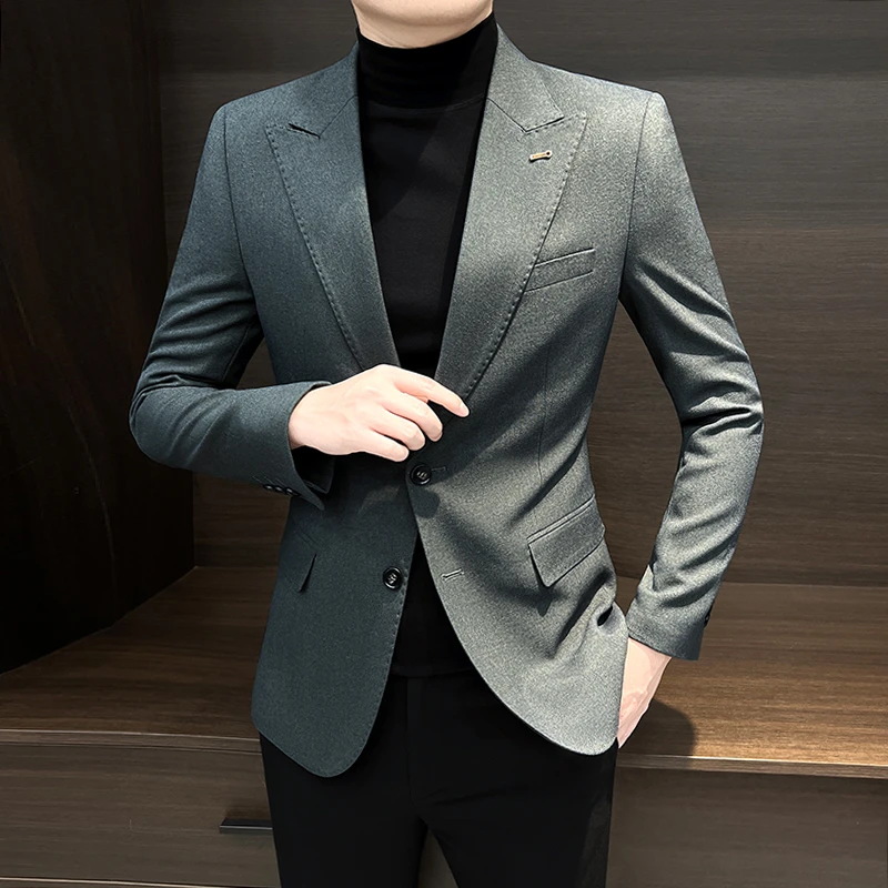 高级感痞帅商务小西装秋冬新款修身显瘦男士西服外套潮牌休闲男装