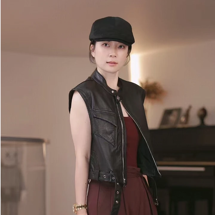 ZM2024秋季新款时尚百搭气质显瘦无袖真皮马甲短款外套潮（66021）