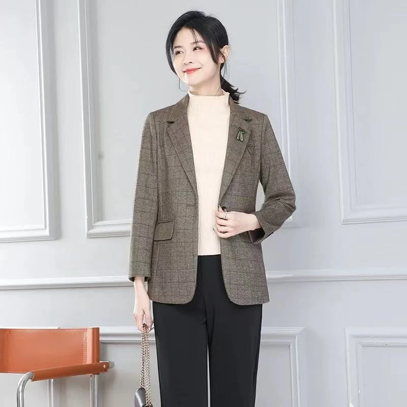 999秋款时尚小西服一粒扣格子西装外套女23008