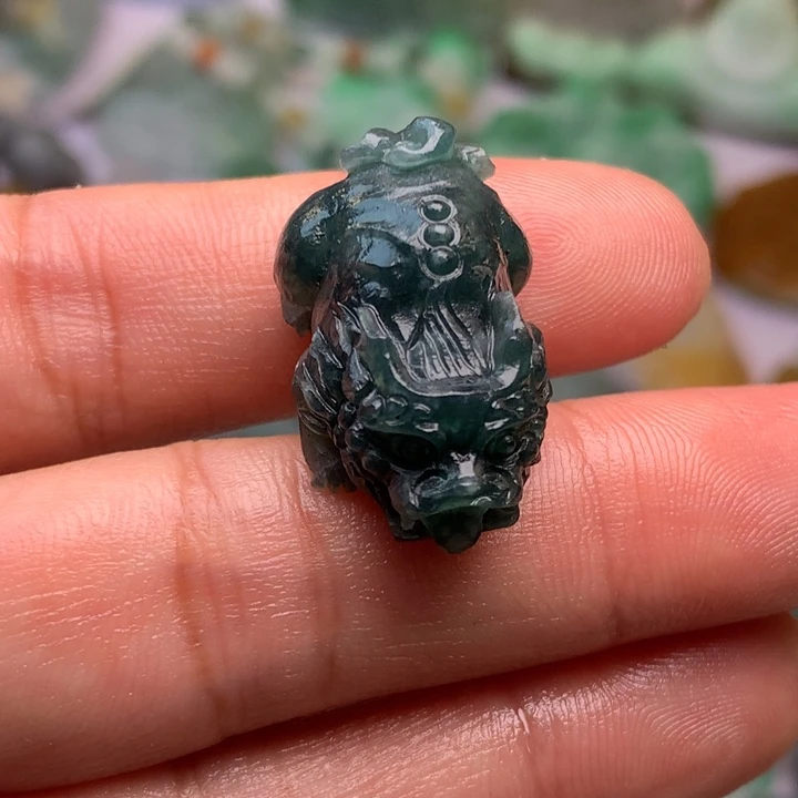 定制翡翠未镶嵌翡翠