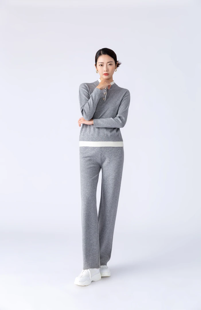 运动休闲风针织休闲长裤DUCW622