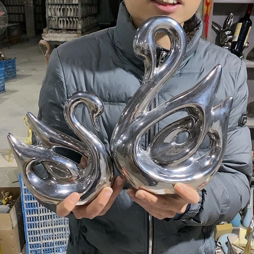 【闪购商品】陶瓷摆件电镀银情侣天鹅