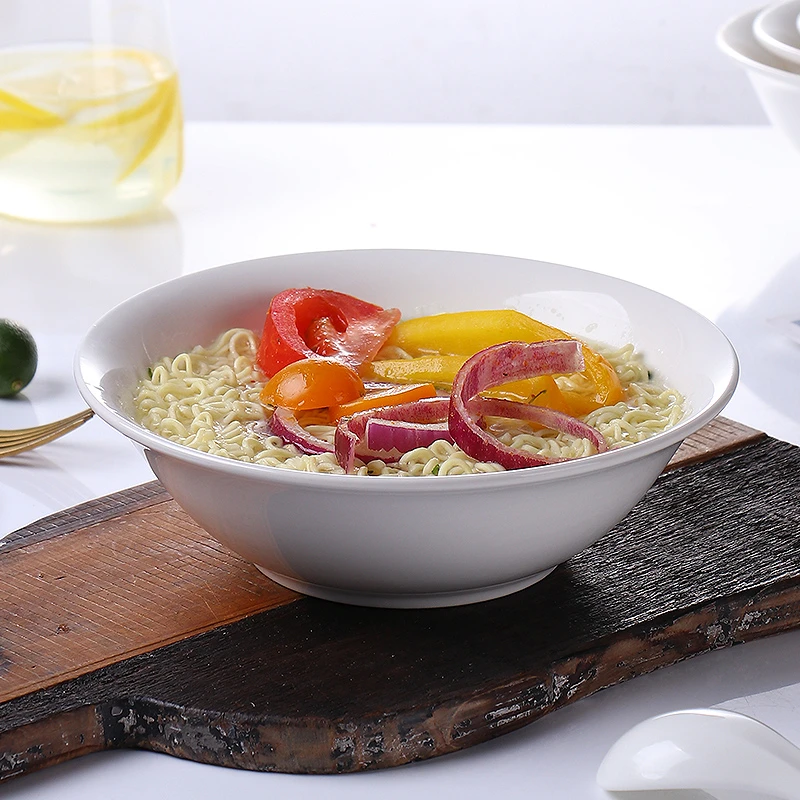 纯白色陶瓷斗碗沙拉碗米饭碗盛菜碗汤面碗汤粉碗喇叭碗可微波餐具