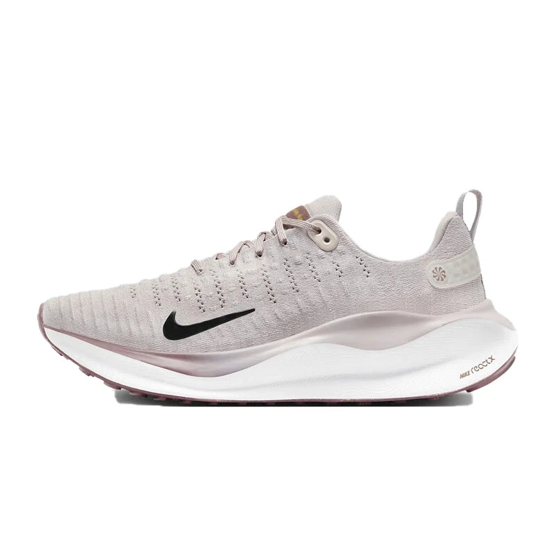 Nike耐克女子运动雅丹风跑步鞋DR2670-010